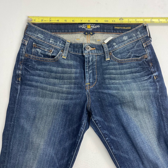 Lucky Brand Sweet'N Straight Jeans Medium/Dark Wash – Size 6 / 28 - Picture 6 of 14